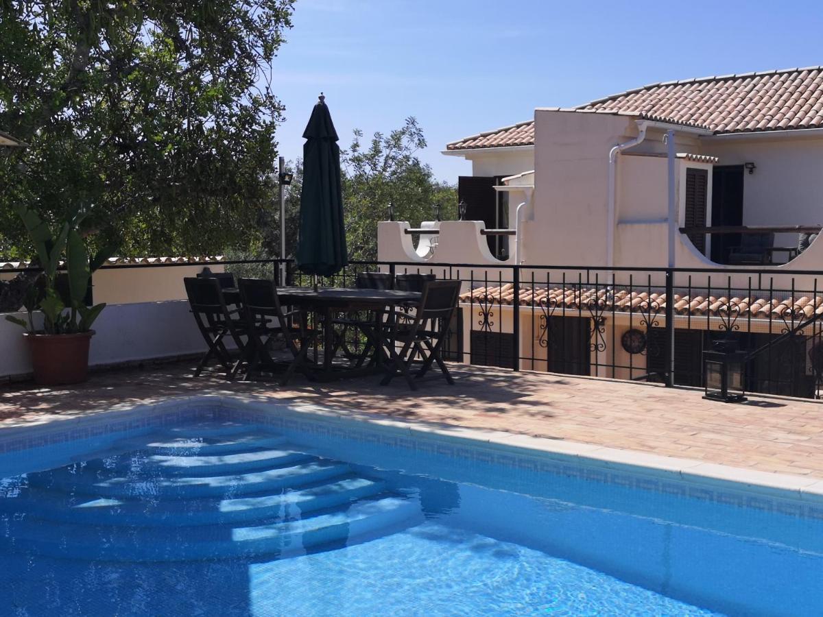 Quinta Da Familia Bed & Breakfast Loule Bagian luar foto
