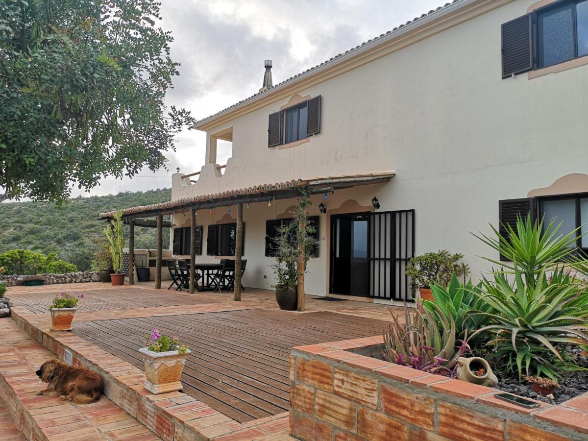 Quinta Da Familia Bed & Breakfast Loule Bagian luar foto