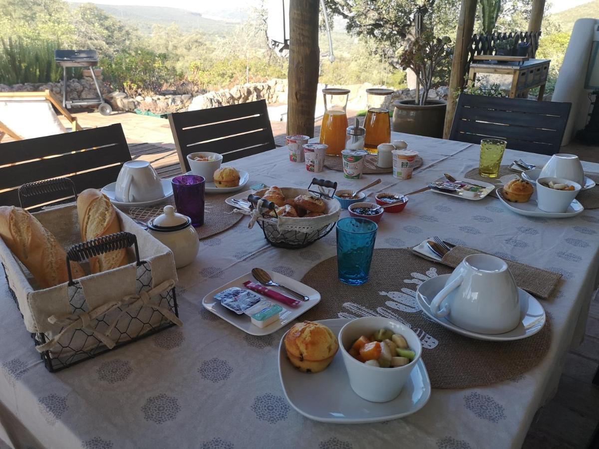 Quinta Da Familia Bed & Breakfast Loule Bagian luar foto